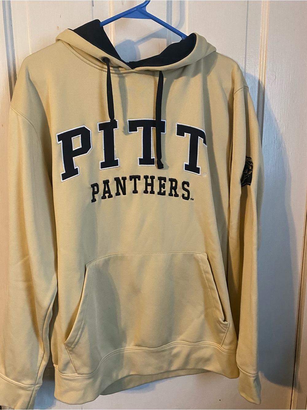 Colosseum Pitt Panthers Gold & Black Pullover Hoodie